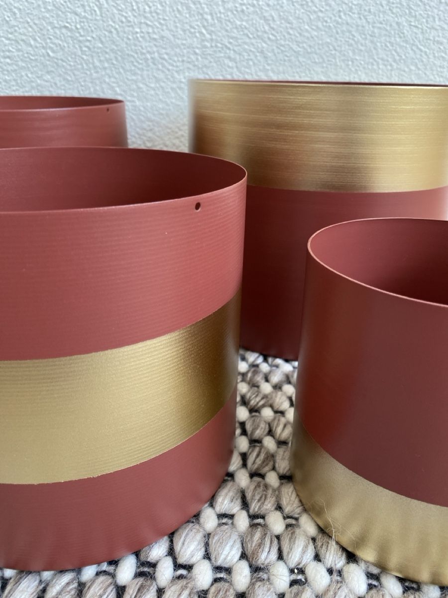 Vasi per fiori: 4 Blumentöpfe Gold/Rostfarben Set Übertopf modern – Usato da Seuzach venduto da freiheiten 2