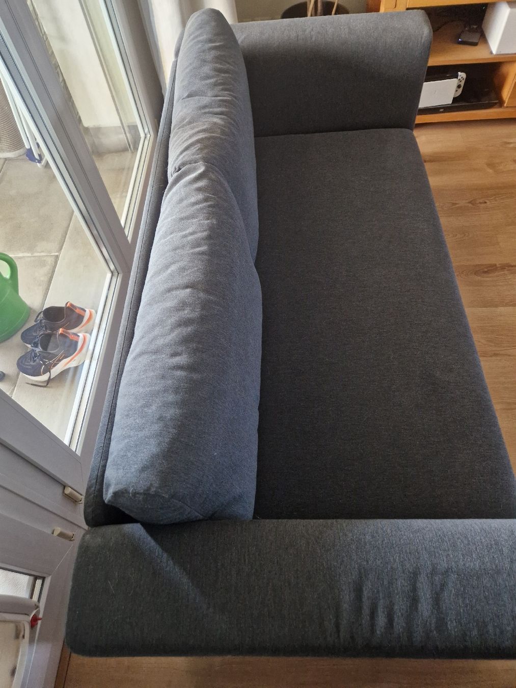 Sofas: 2-er Bettsofa, dunkelgrau – Gebraucht aus Wollerau von Manogotto 2