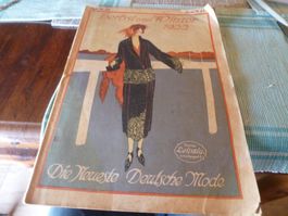 Die neueste Deutsche Mode mit Schnittbogen Design Schneider