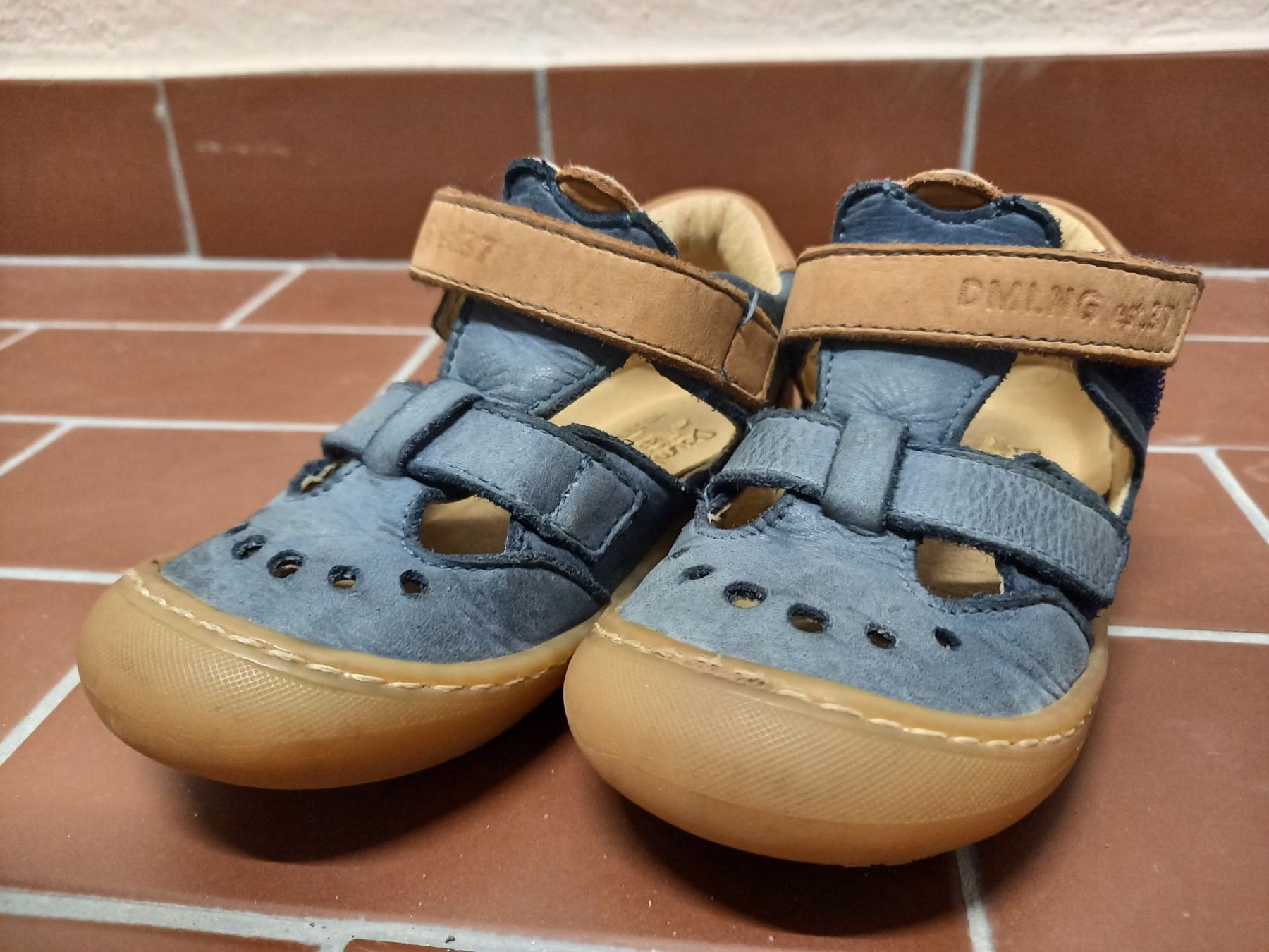 Scarpe per ragazzi: Däumling Lauflernsandalen, Gr. 23 – Usato da Zürich venduto da HansBald