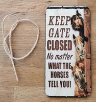 NO MATTER WHAT THE HORSES TELL YOU - Holzschild  (neu/OVP)