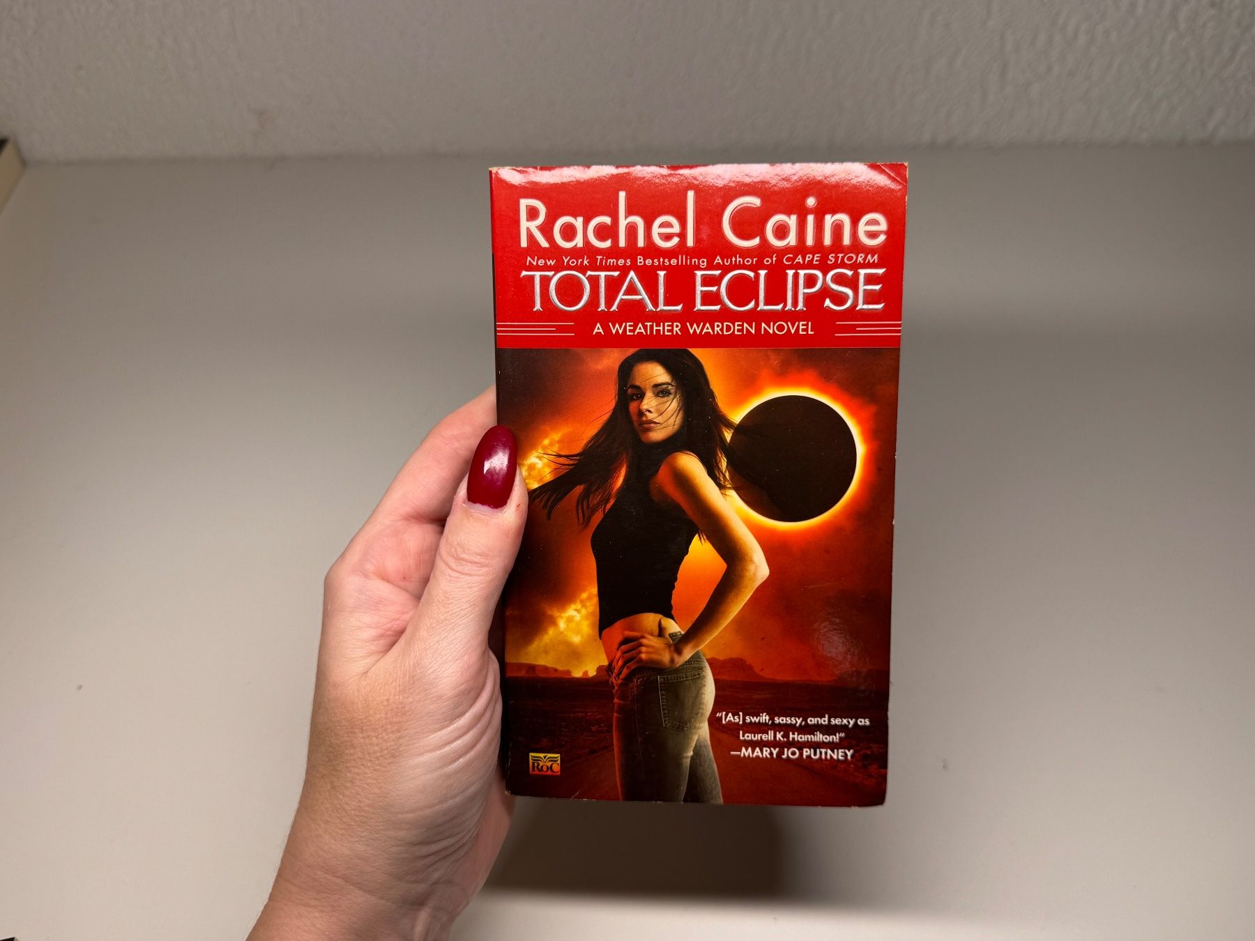 Libri: NOVEL: Rachel Caine, Total Eclipse – Usato da Grosswangen venduto da English_books