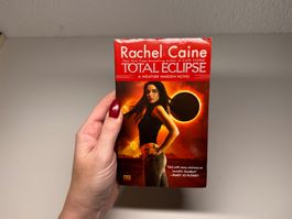 NOVEL: Rachel Caine, Total Eclipse