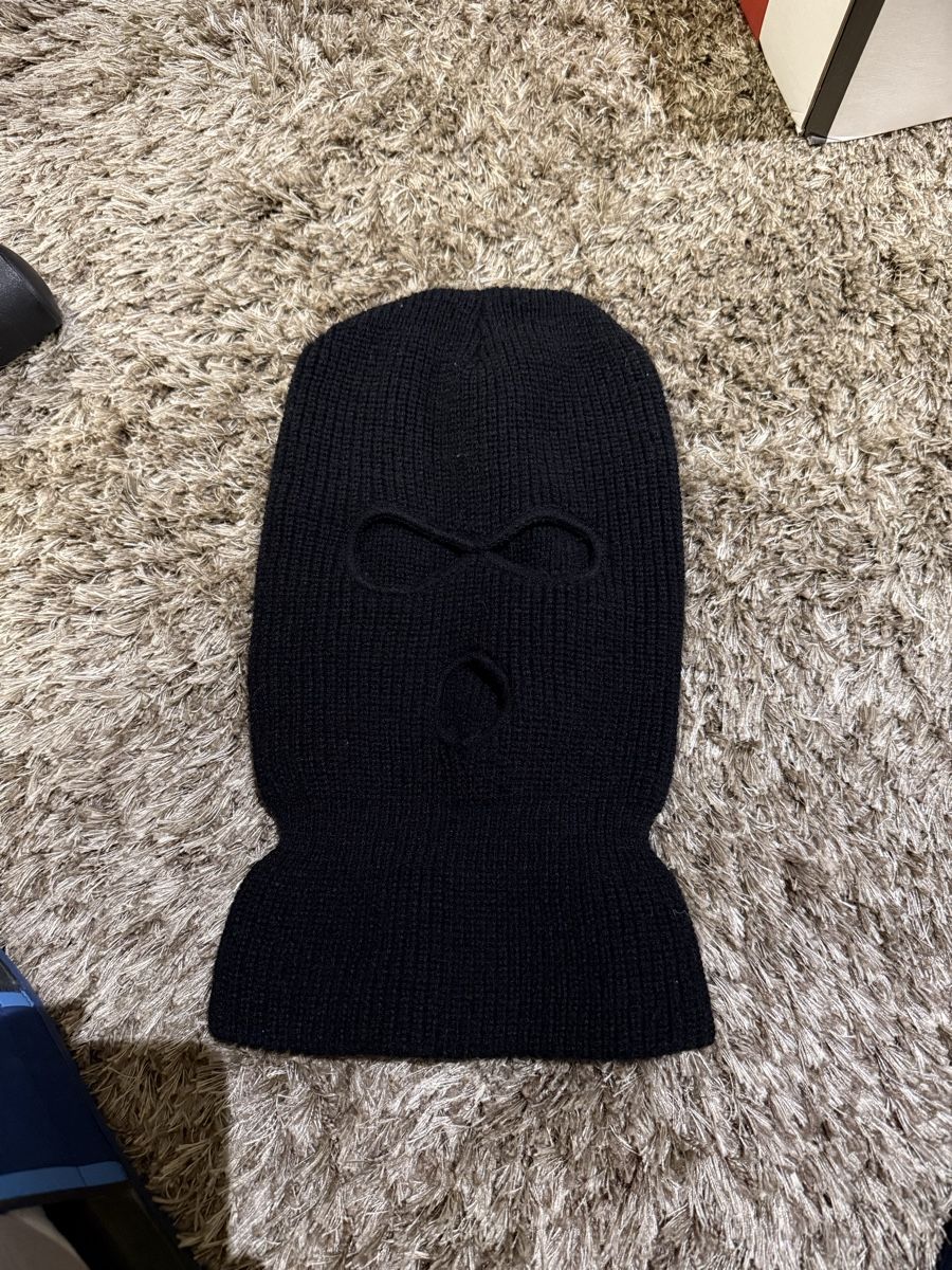 Altro in  Abbigliamento & Accessori: Swissskimasks Sturmhaube schwarz – Nuovo (secondo la descrizione) da Küsnacht ZH venduto da Wozdav