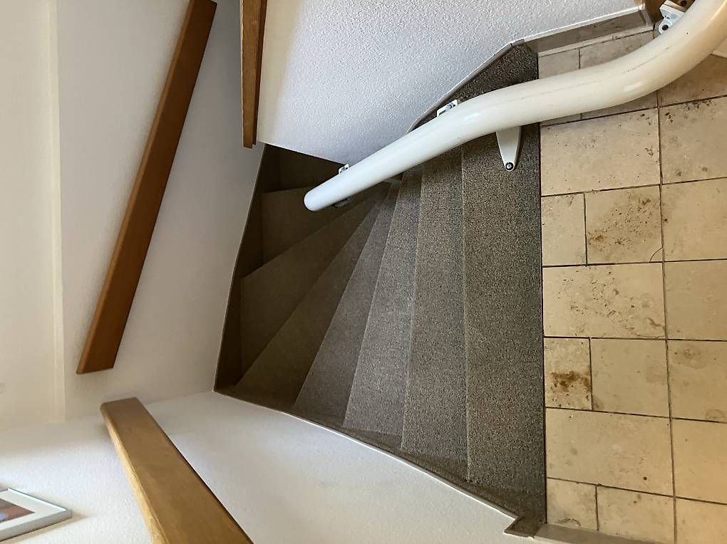 Treppen: Treppenlift Flow X – Gebraucht aus Allschwil von ait_n87b 4