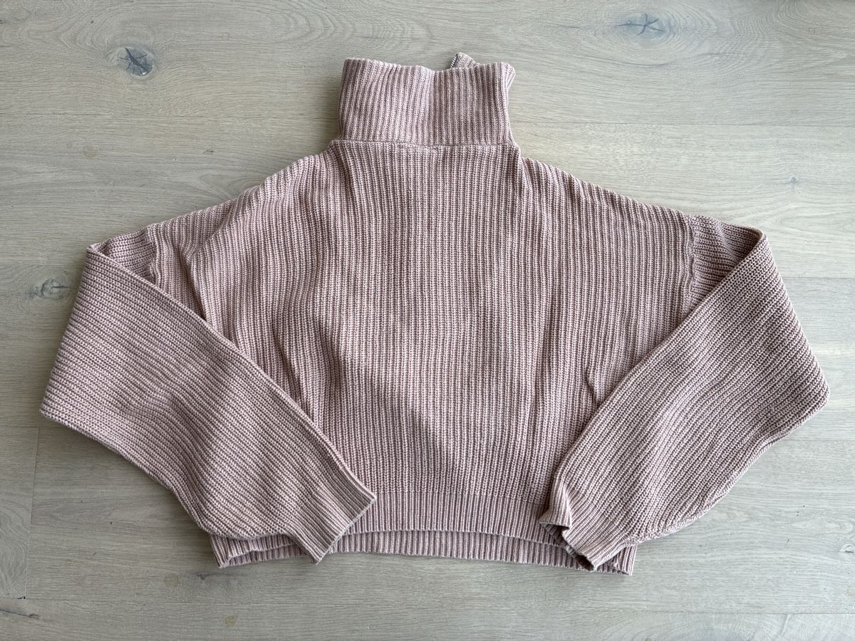 Pullover & Sweatshirts: A lot less Strickpullover – Gebraucht aus St.Gallen von mha_x7cf 2