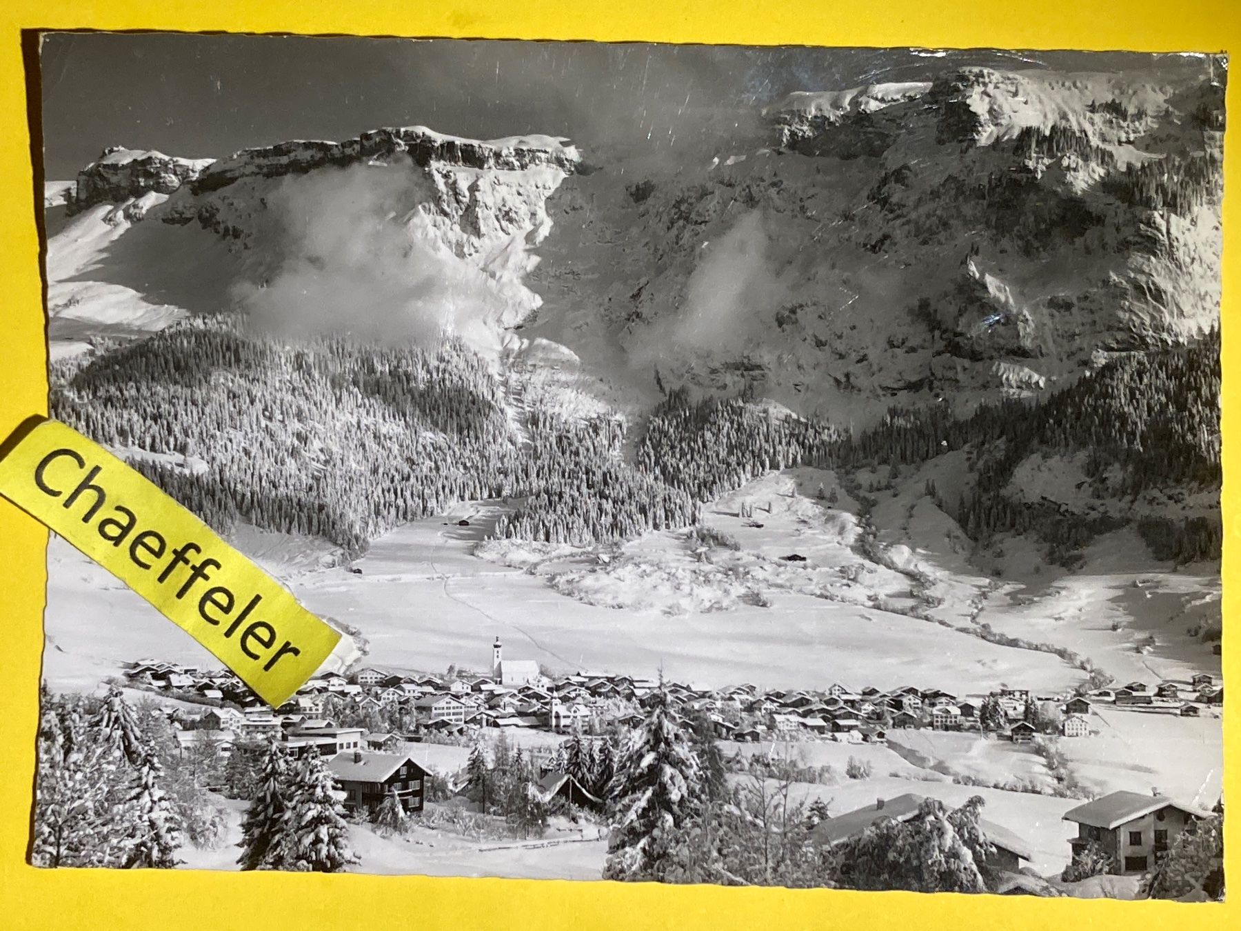 Cartoline postali: 1965 Flims mit Flimserstein – Usato da Zürich venduto da Chaeffeler