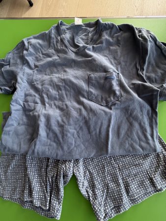 Calida Pyjamaset Grösse S / M kurzarm top und shorts