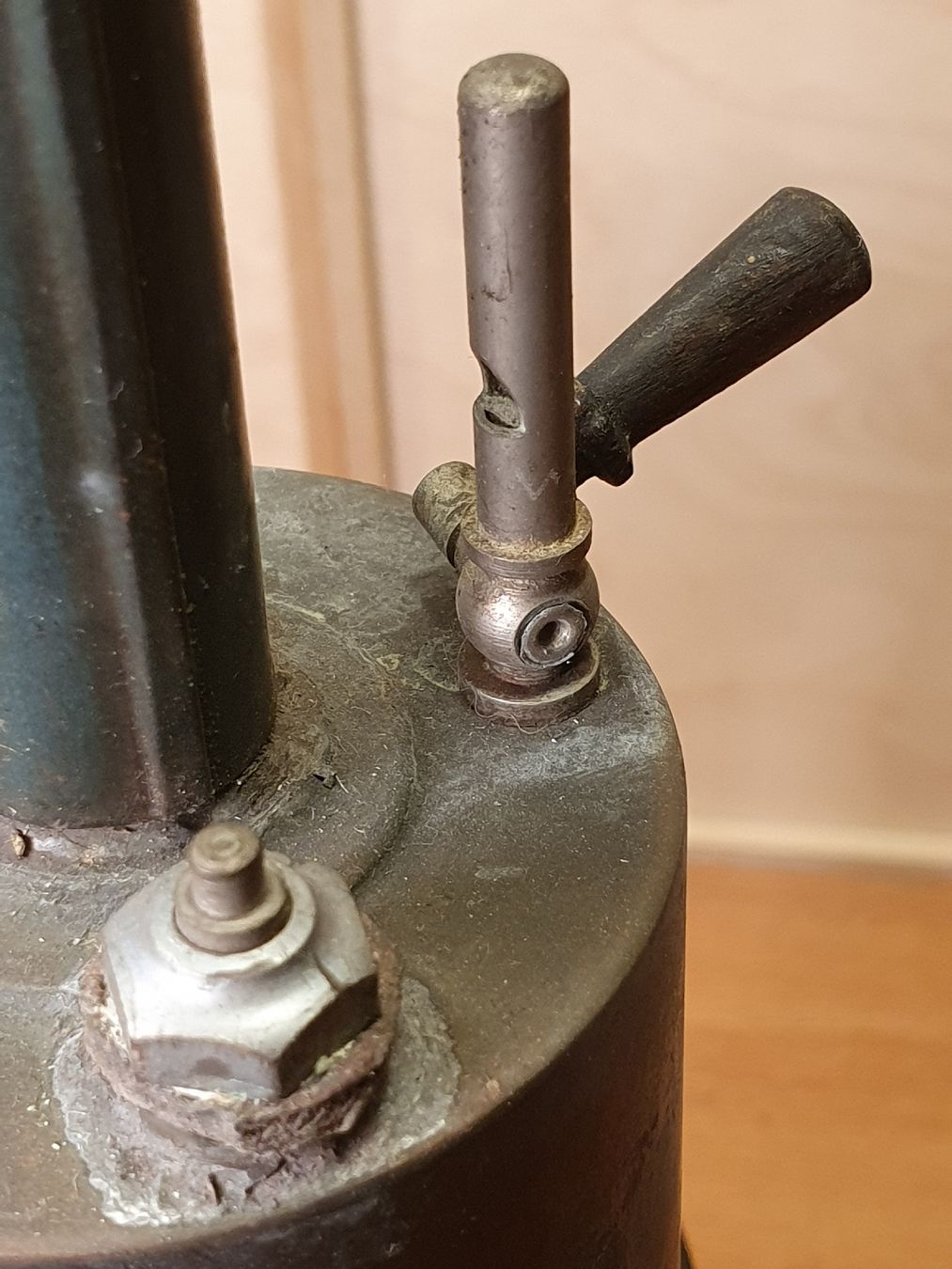 Kit di modellismo & Modellini statici: Dampfmaschine von Bing, antik – Usato da Riehen venduto da Sandra184 7