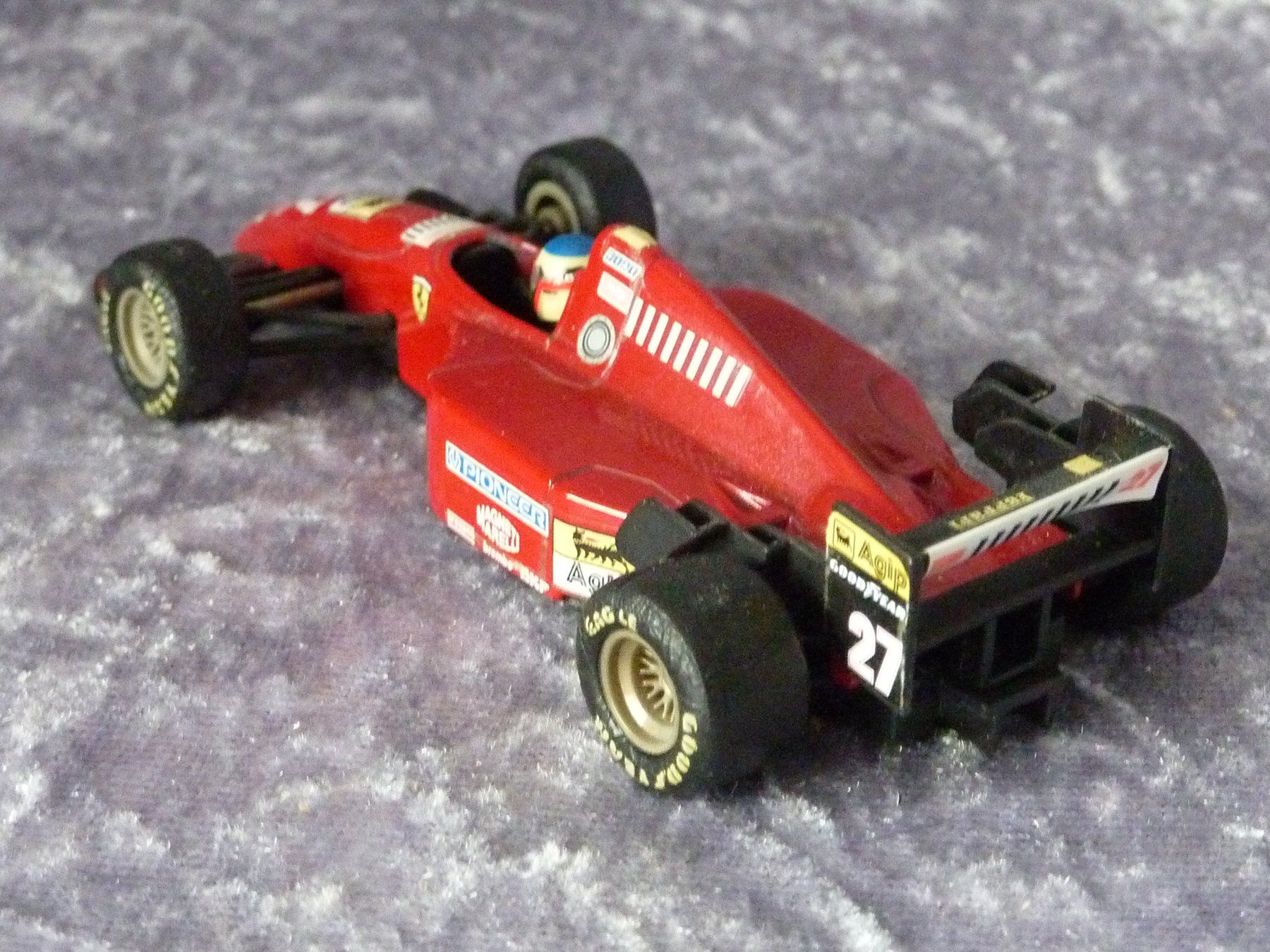 Ferrari Modellini d'auto: Ferrari #27  1:43 – Usato da Dürrenäsch venduto da modellautos4you 1