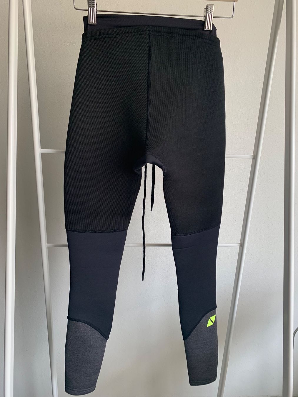 Completi & Tailleur: Magic Marine Neopren Anzug Gr.S – Nuovo (secondo la descrizione) da Winterthur venduto da Dagmar-Steffen011 1