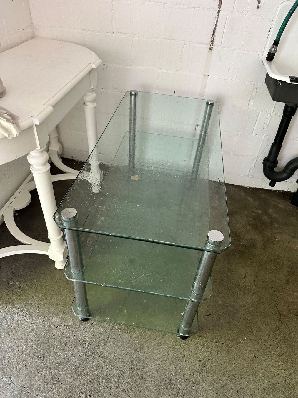 Mobili TV: MODERN GLAS TV Bench – Usato da ZUMIKON venduto da eds_6p7m 1