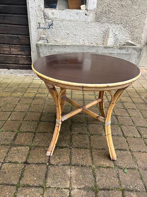 Set de table et chaises: Raritäten – D'occasion à Diesse par Smarico