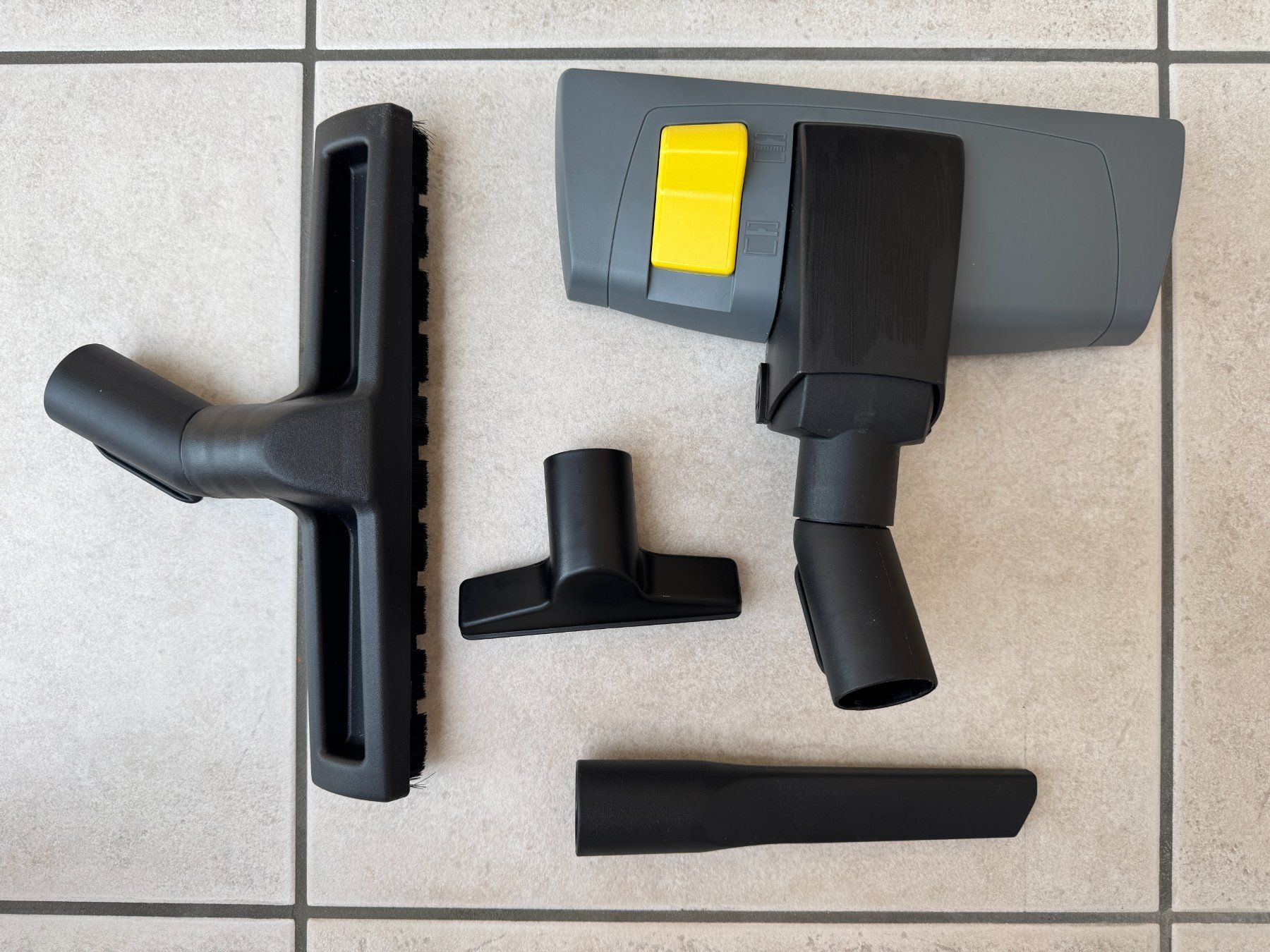 Kärcher Aspirateurs & Accessoires: Kärcher Rückensauger BV 5/1 – D'occasion à Lotzwil par sch_h6n6 2