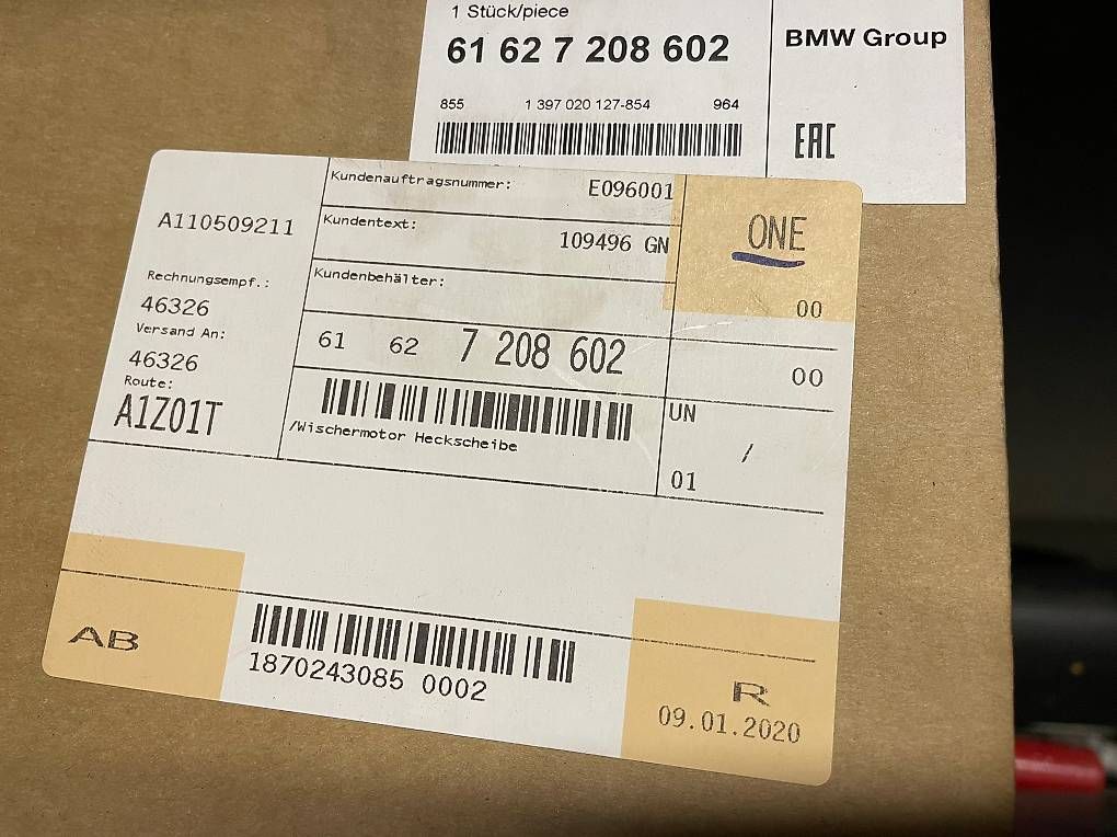 Toutes les pièces auto: Bmw e61 Scheibenwischer Motor Neu  – D'occasion à Uttigen par power87 3