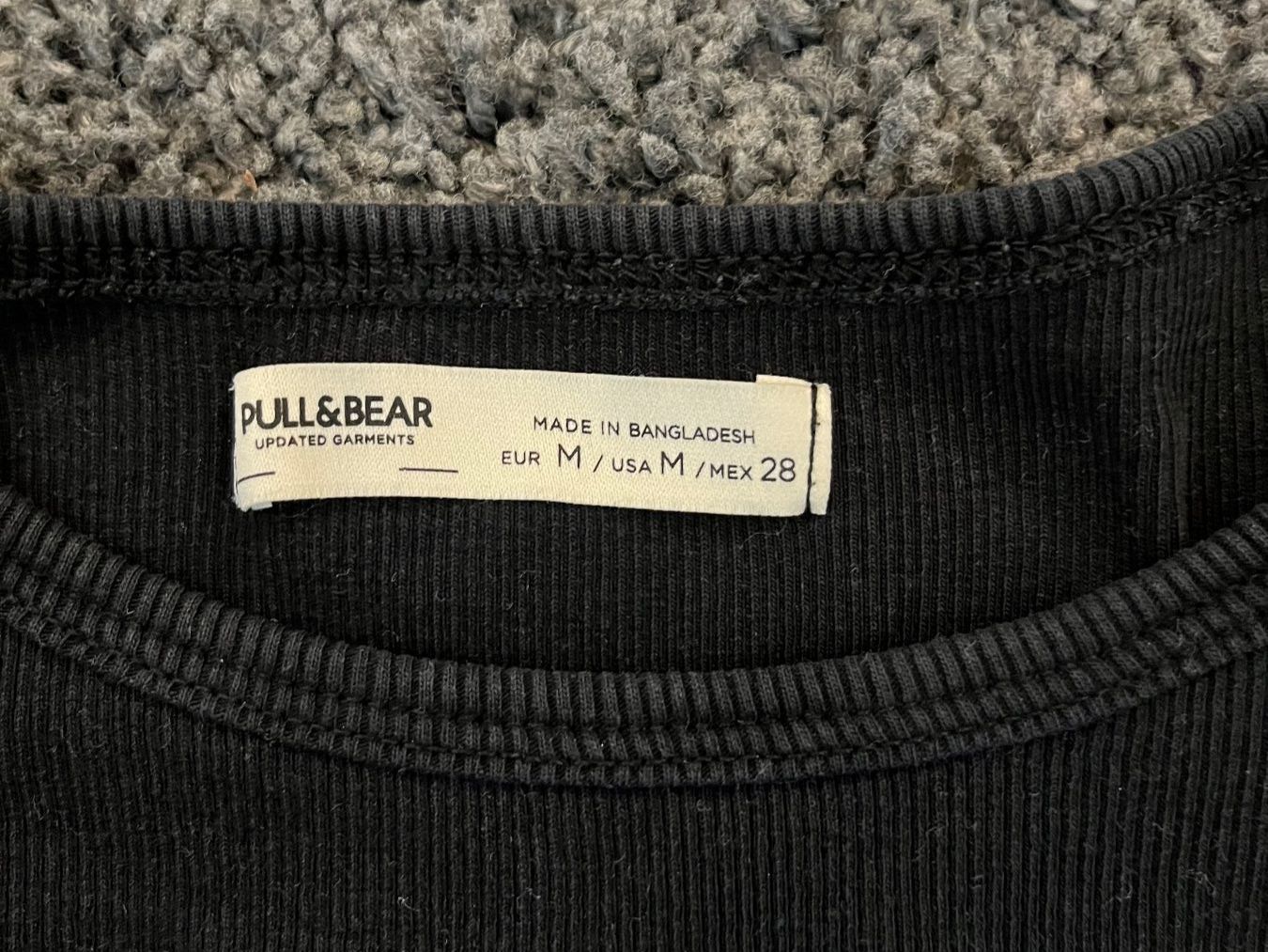 Pull&Bear Top: Langarm-Shirt Gr. M – Usato da Rain venduto da Rasala3 2
