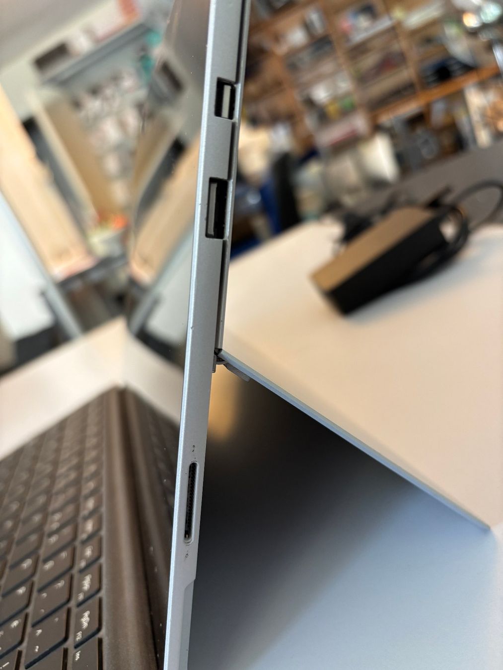 Microsoft Notebooks: Surface Pro 5th Gen – Gebraucht aus Wettingen von cafuda 4