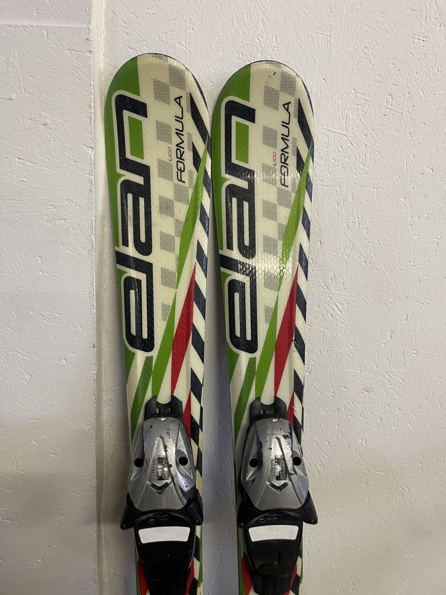 Elan Skis: Elan Formula 100cm – Gebraucht aus Murten von Ski-Outlet 1