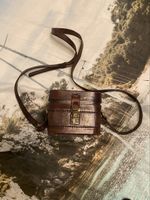 Body Bag Ledertasche, Neu, braun mit Batikmuster, Top