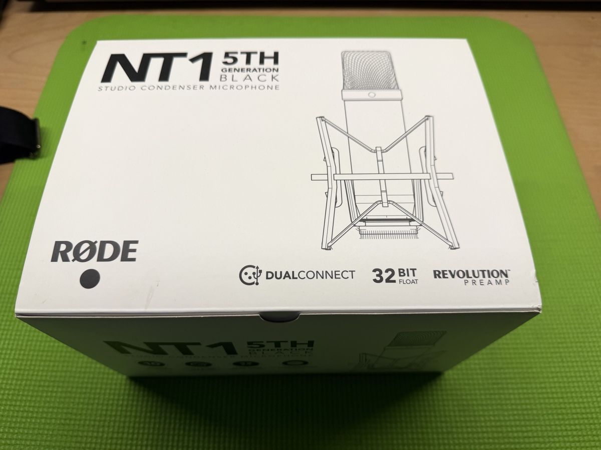 Røde Mikrofone: RØDE NT1 5TH GEN STUDIO CONDENSER MICROPHONE BLACK – Neu und originalverpackt aus Savièse von Murruk 1