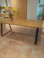 Schöner Holztisch, Küchentisch, Esstisch