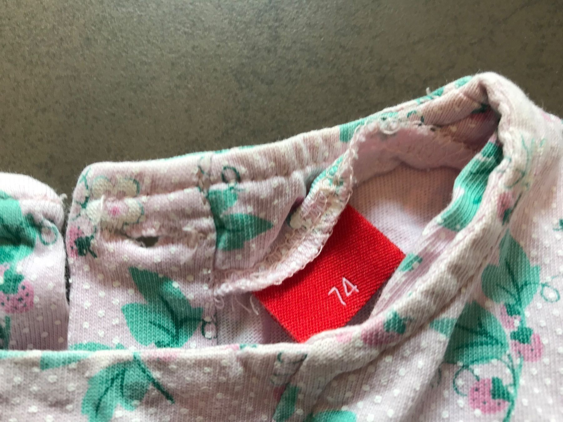 S.Oliver Camicie, Top & T-shirt: S. Oliver T-Shirt Erdbeere 74 – Usato da Zürich venduto da Gabi_78 1