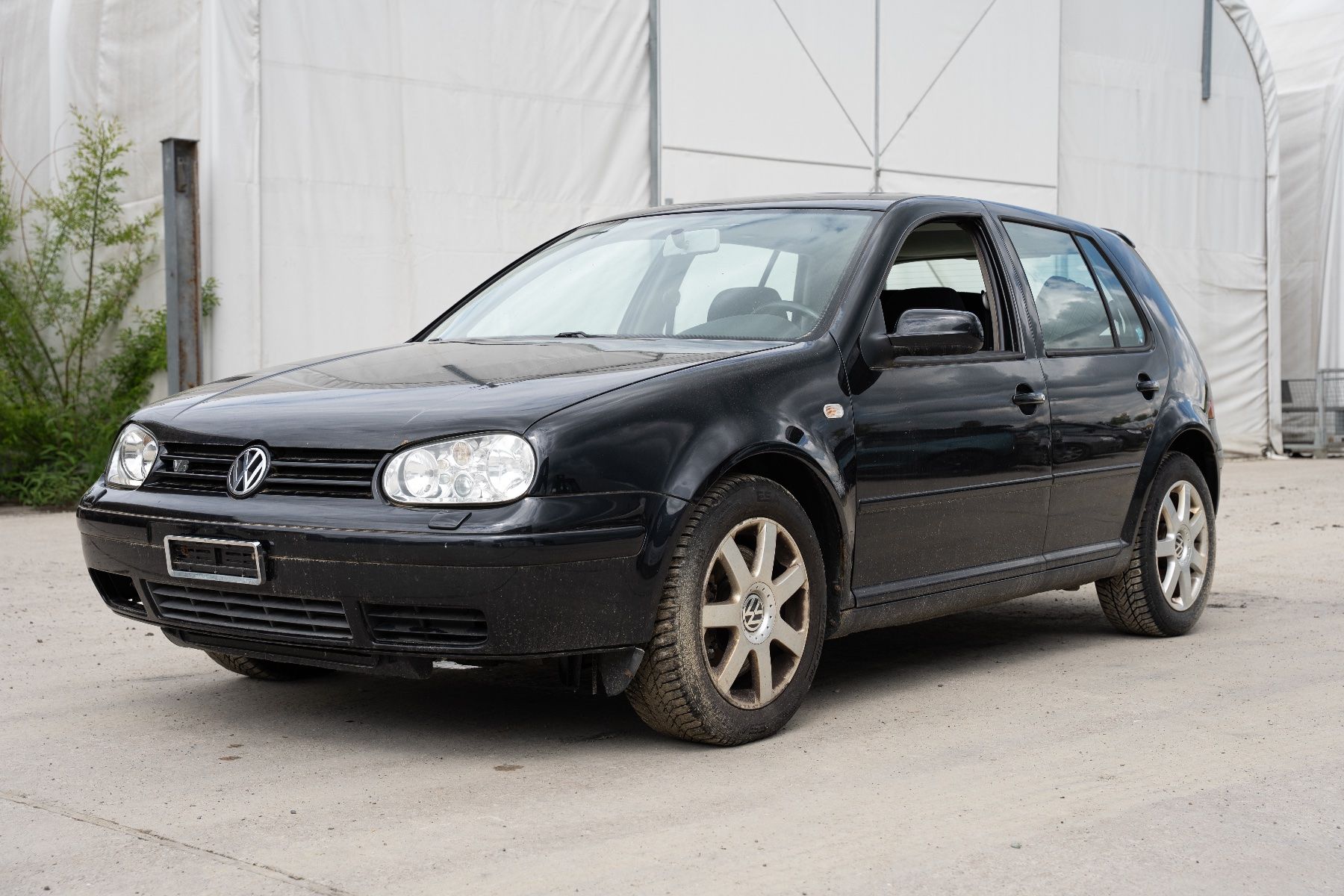 VW Automobili: Vw Golf vr6 2.8 – Usato da Affeltrangen venduto da AutoZentrumAG