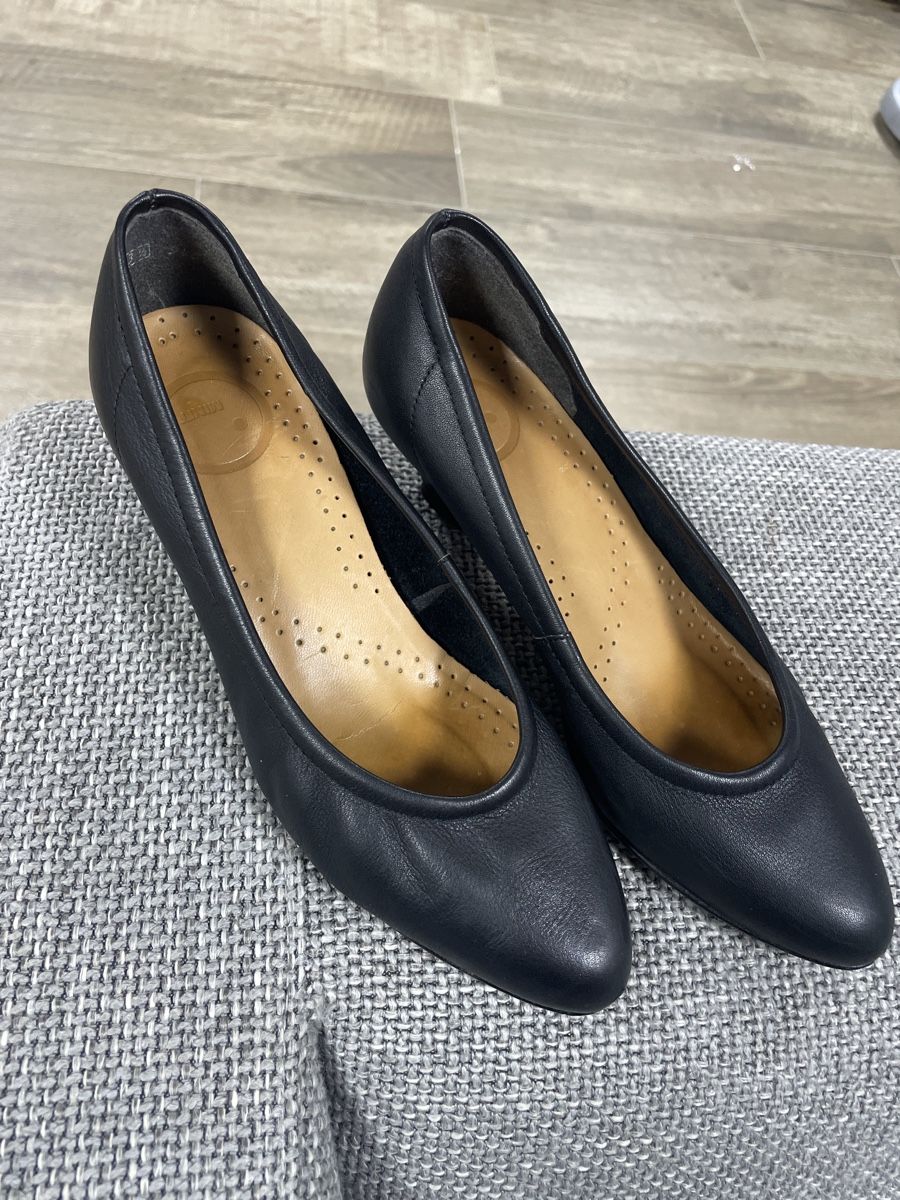 Scarpe da donna: Damen Schuhe – Usato da Zunzgen venduto da RajaM