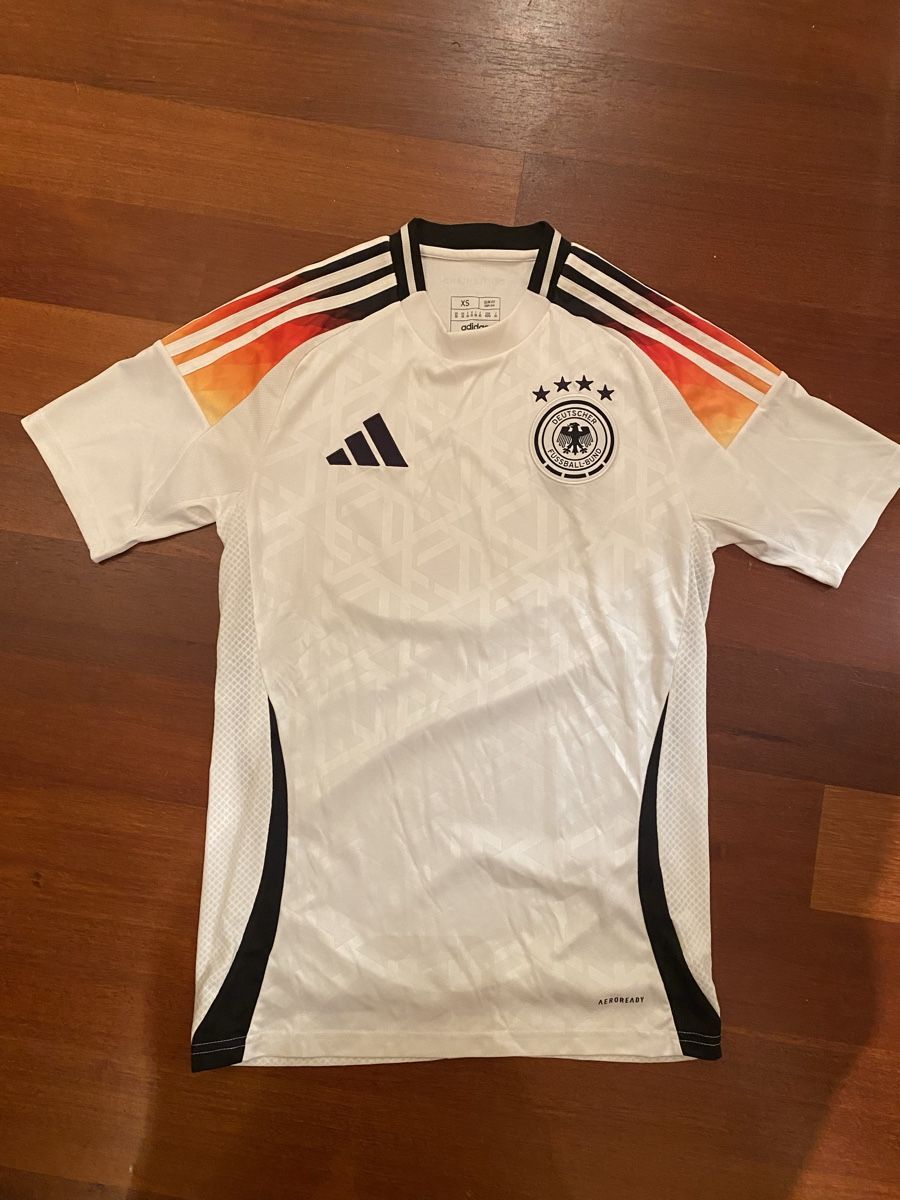 DFB Canottiere & Pantaloni: DFB Trikot 2024 – Nuovo (secondo la descrizione) da Bonstetten venduto da joy_v5nn