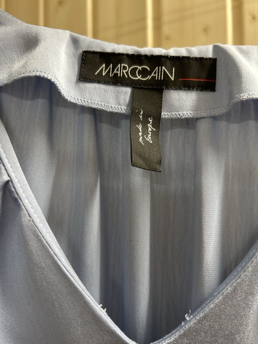 Camicette: Marc Cain hellblau, Grösse 38/40 Top Zustand! – Nuovo (secondo la descrizione) da Umiken venduto da AzizaAmar20 2