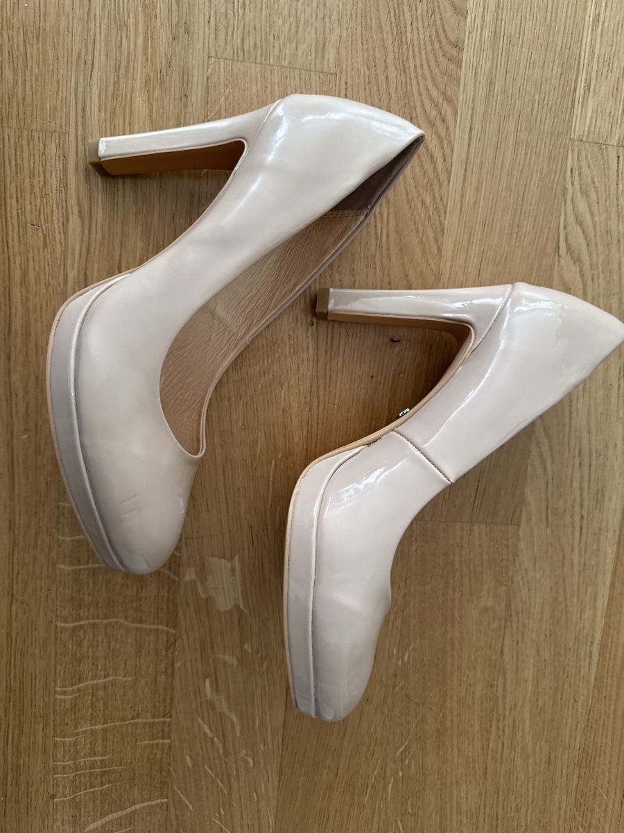 Buffalo Scarpe da donna: Buffalo Nude Pumps, Gr. 40 – Nuovo (secondo la descrizione) da Zürich venduto da szityu 1