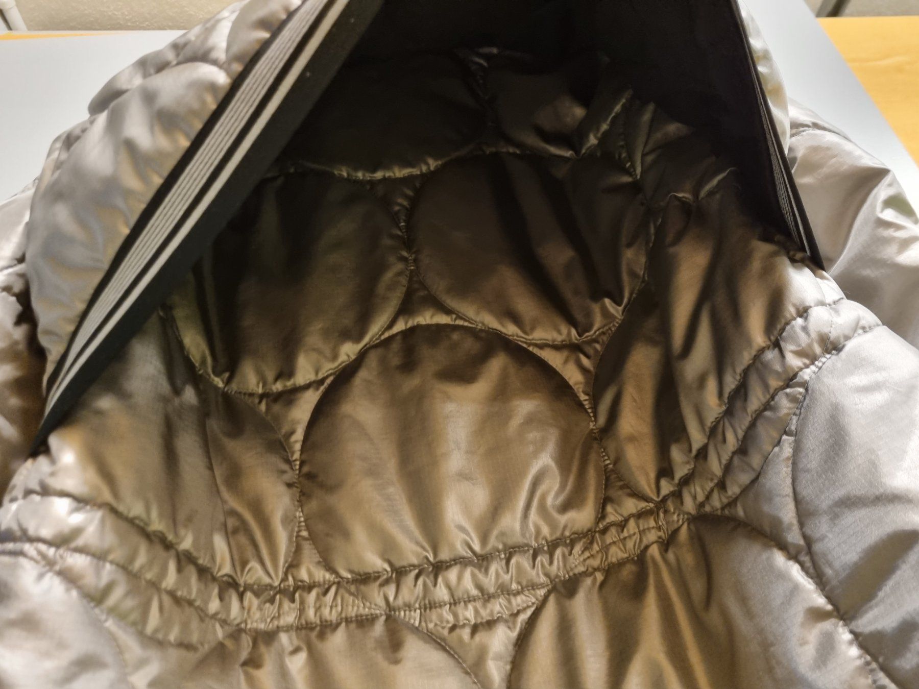 Akris Giacche: AKRIS punto Winterjacke – Usato da Gossau Zh venduto da A-Terrinha 2