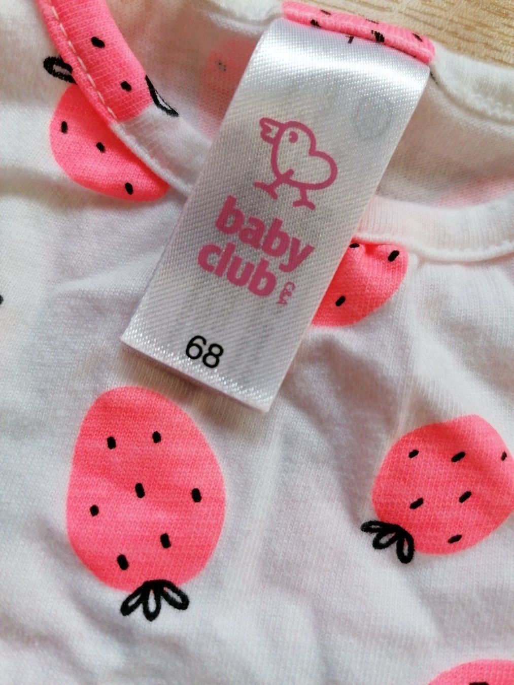 Blouses, T-shirts & Tops: T-shirt Gr 68 – D'occasion à Büttikon AG par Amineah 1