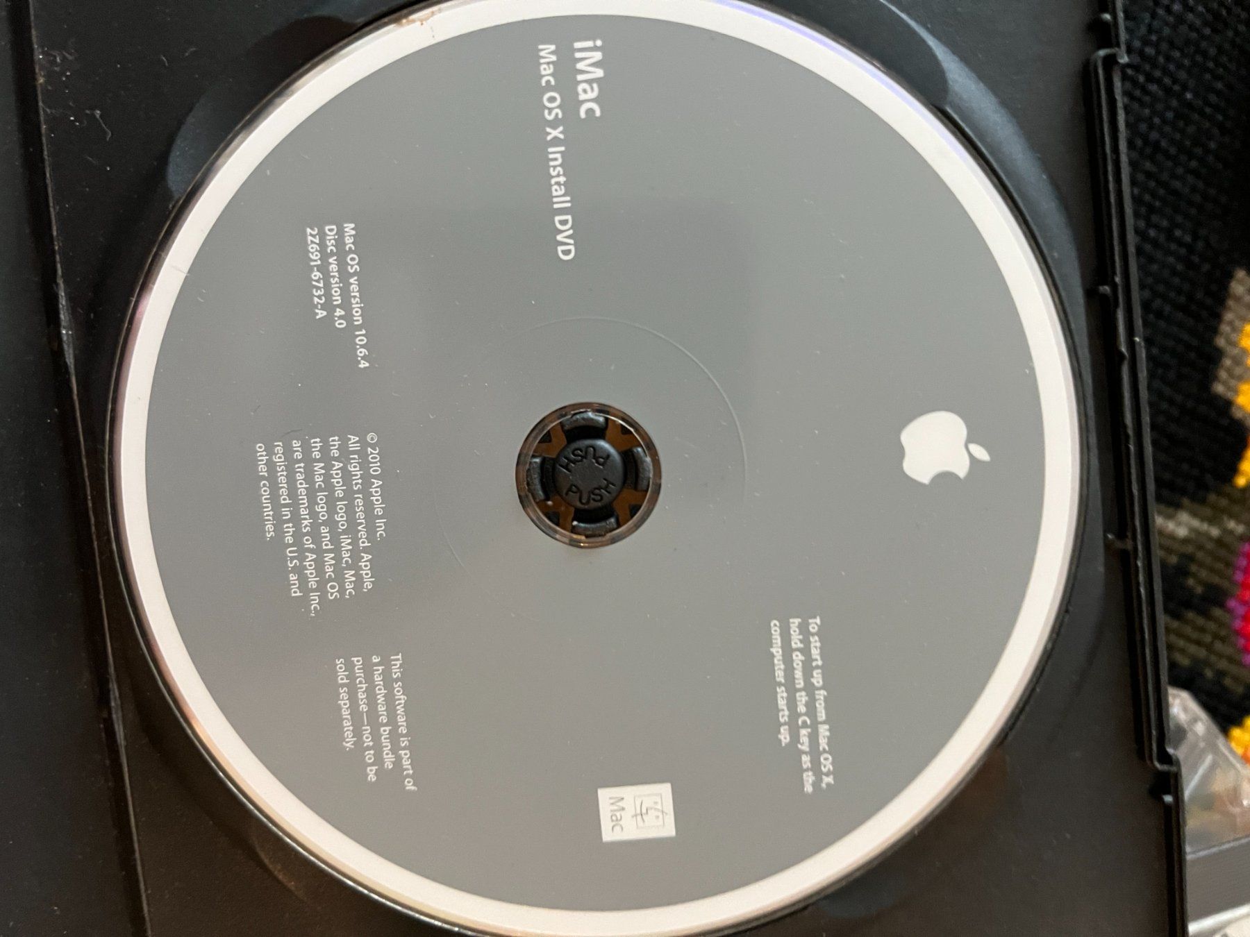 Apple Software: Mac Os X Install DVD 10.6.4 für iMac – Usato da Winterthur venduto da fla_hwg8
