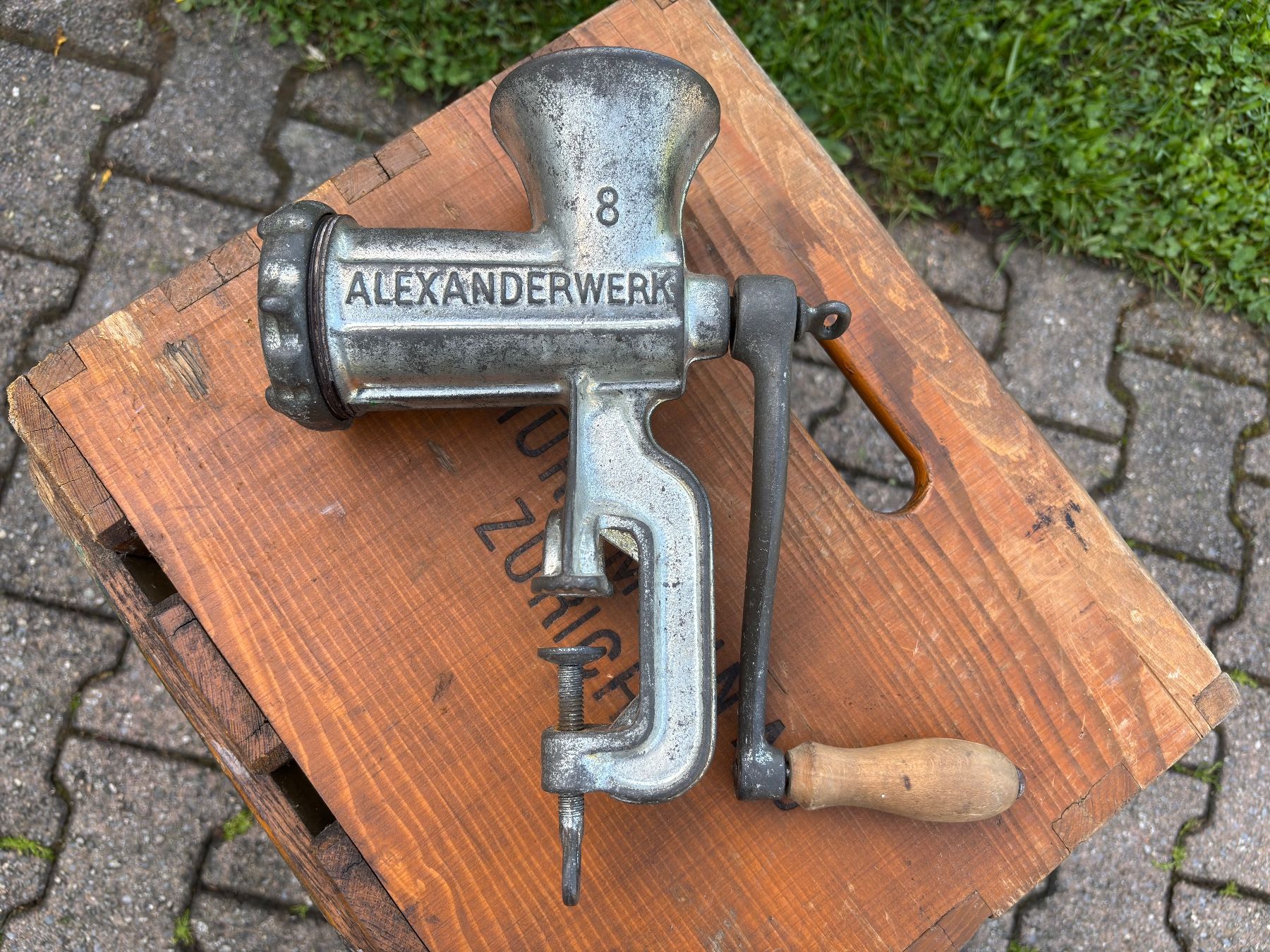 Elettrodomestici da cucina: schöner alter Alexanderwerk Fleischwolf – Usato da Feldbach venduto da Olive1 1