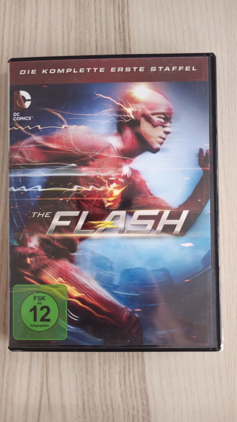 Tutti i DVDs: The Flash Staffel 1 DVD – Usato da Urtenen-Schönbühl venduto da Joeelzurs