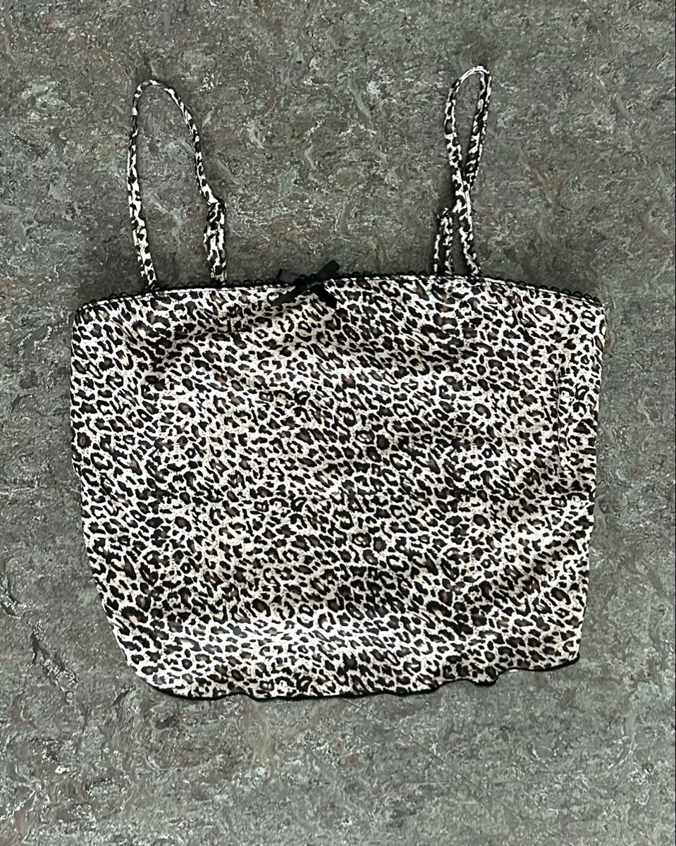 Shein Top: Top Leopard  – Usato da uerikon venduto da SITRRY4