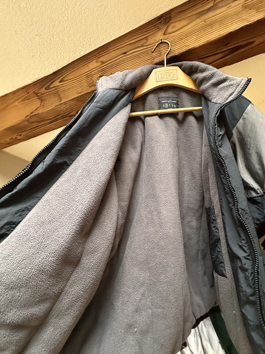 Urban Outfitters Jacken: Bomber Jacke Gr. L – Gebraucht aus Hinterkappelen von una066 3