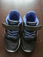Sneaker schwarz Gr.28