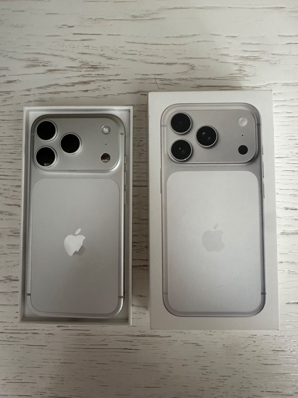 Apple Telefoni cellulari / Smartphones: Apple iPhone 17 Pro - 128GB - Silver - GANZ NEU – Nuovo (secondo la descrizione) da Gossau ZH venduto da 96s_5b7w 1