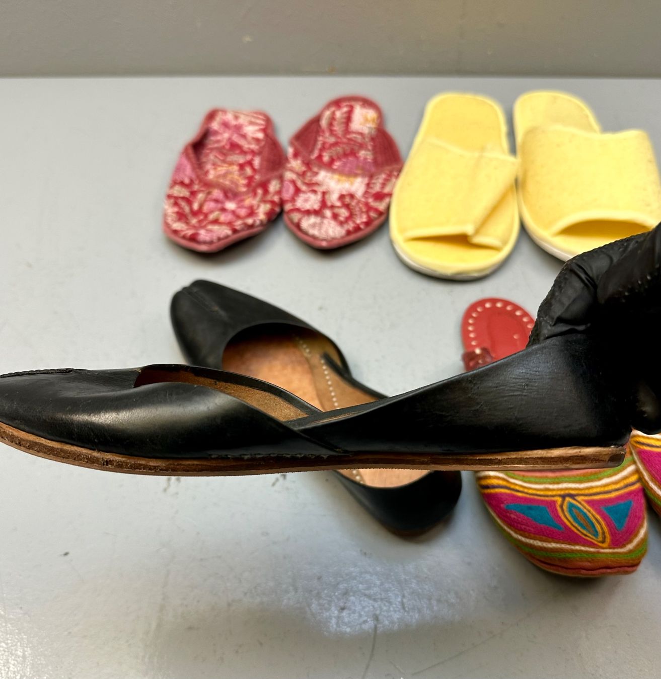 Damenschuhe: DAMENSCHUHE #44 AB 1.- !!! – Gebraucht aus Zürich von NIKI777 7