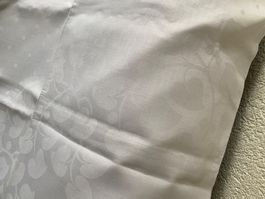 Tischdecke weiss mit Muster  ca  165x160cm