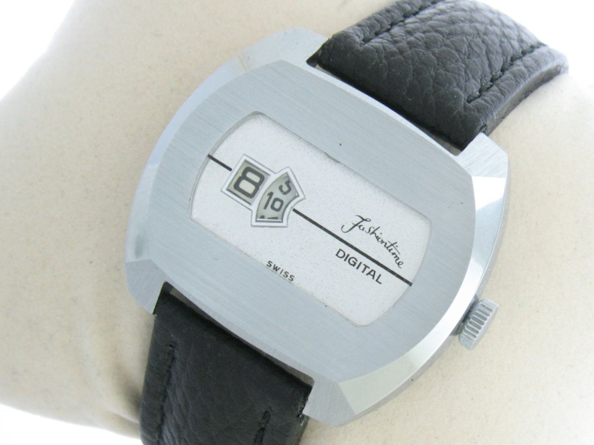 Orologi: DIGITAL JUMP HOUR Schweiz 1970er – Nuovo (secondo la descrizione) da Hirzel venduto da Dukduk 1