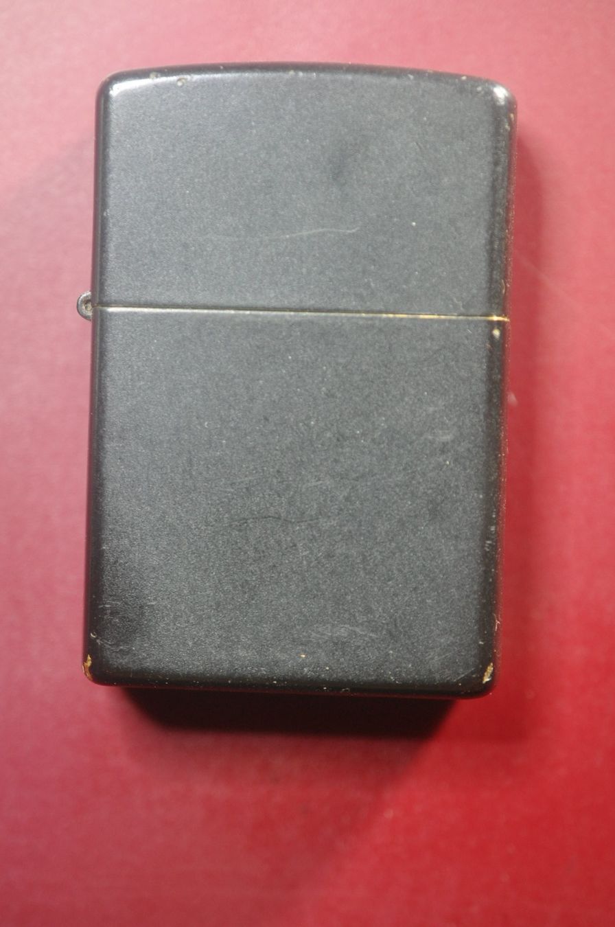 Zippo Accendini: Zippo 2006 - noir – Usato da Moutier venduto da Phillegrec