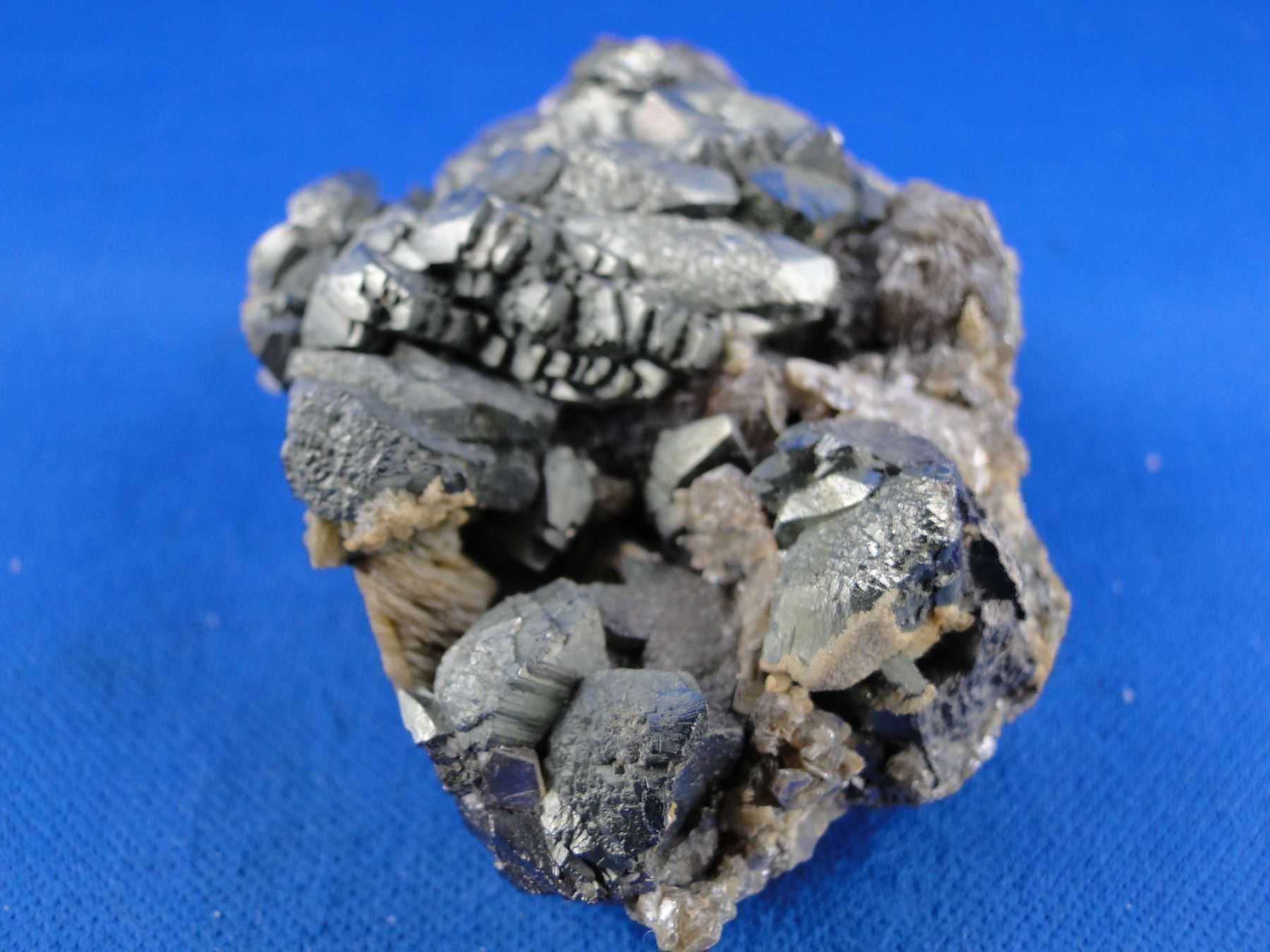 Minerali & Pietre curative: Arsenopyrit mit Siderit – Usato da Schinznach Bad venduto da Demerald 7
