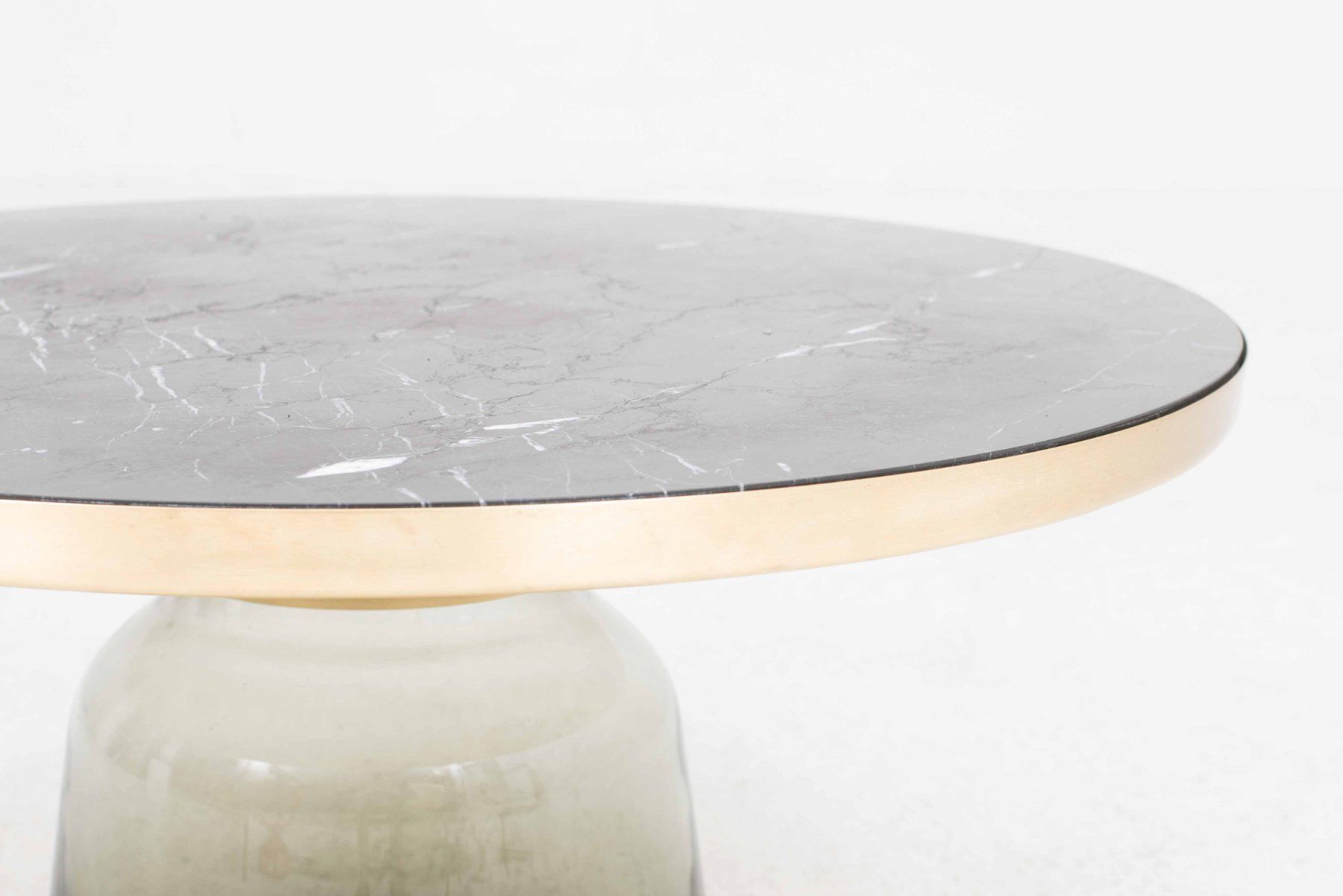 Classicon Tavoli: ClassiCon Bell Table Couchtisch - Sebastian Herkner, Marmor – Usato da Zürich venduto da STUZH38 5