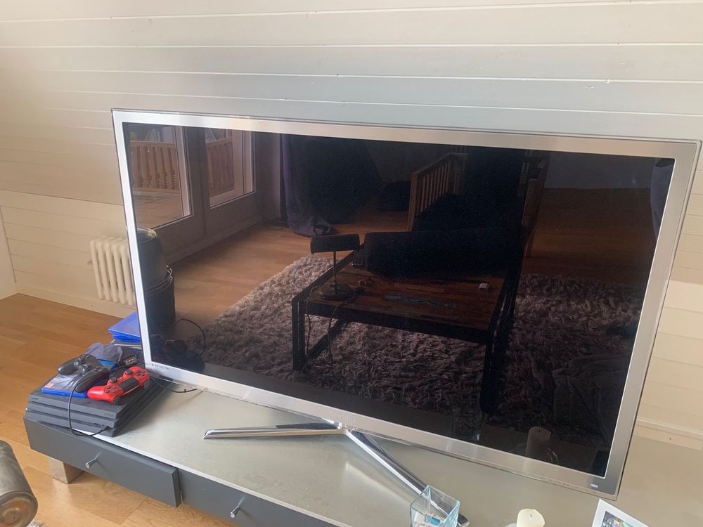 55-zoll-tv-fernseher-samsung-gebraucht-in-zumikon-f-r-chf-164-nur