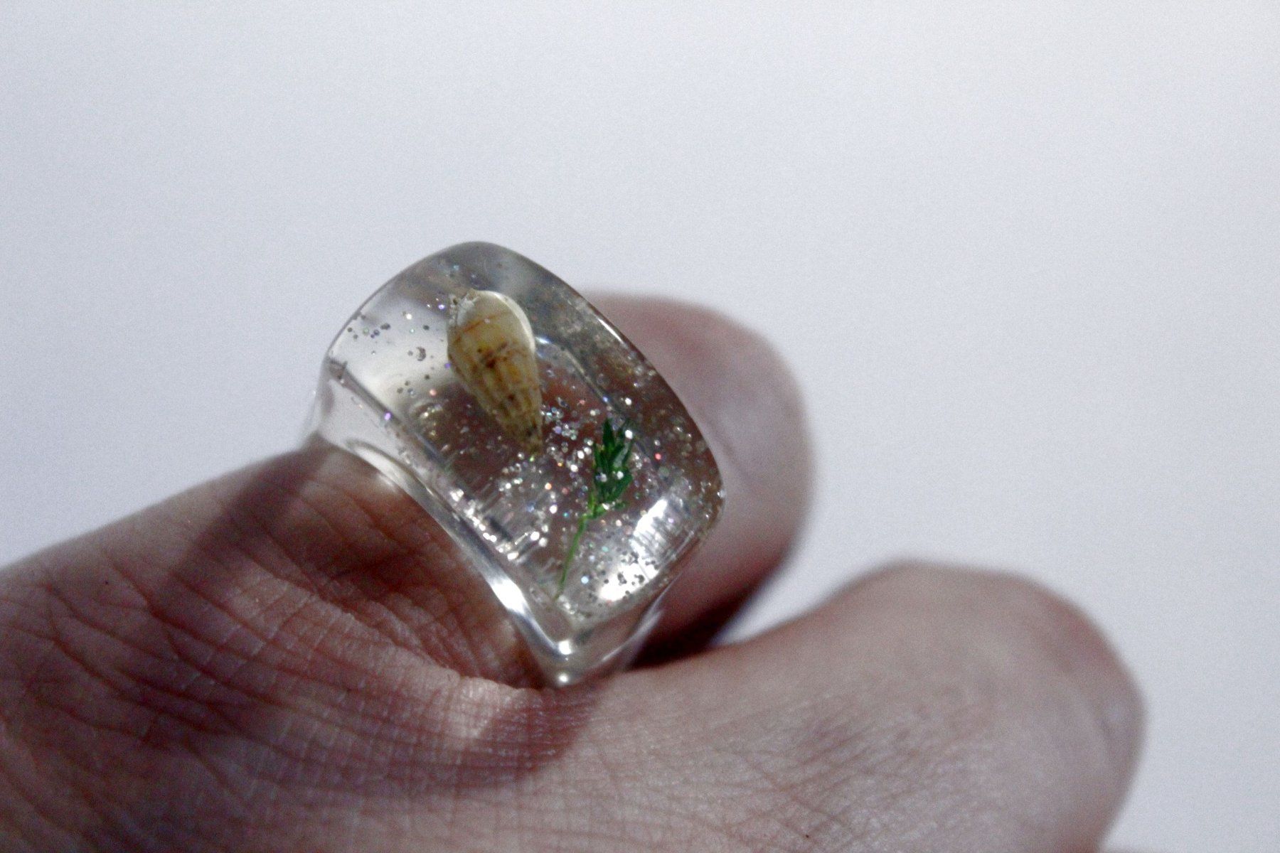 Anelli: Vintage Space-Age - Ring mit Muschel, Seestern, Seeigel, usw – Nuovo (secondo la descrizione) da Bern venduto da Vitaneuf