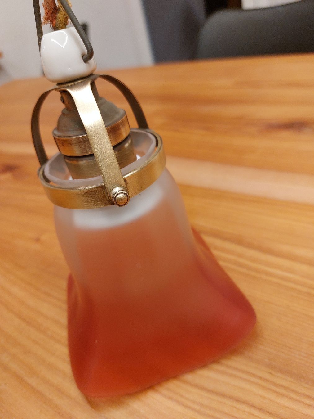 Lampade: Antike Tulpenförmige Deckenlampe – Usato da Ganterschwil venduto da HeidiuPeter 7