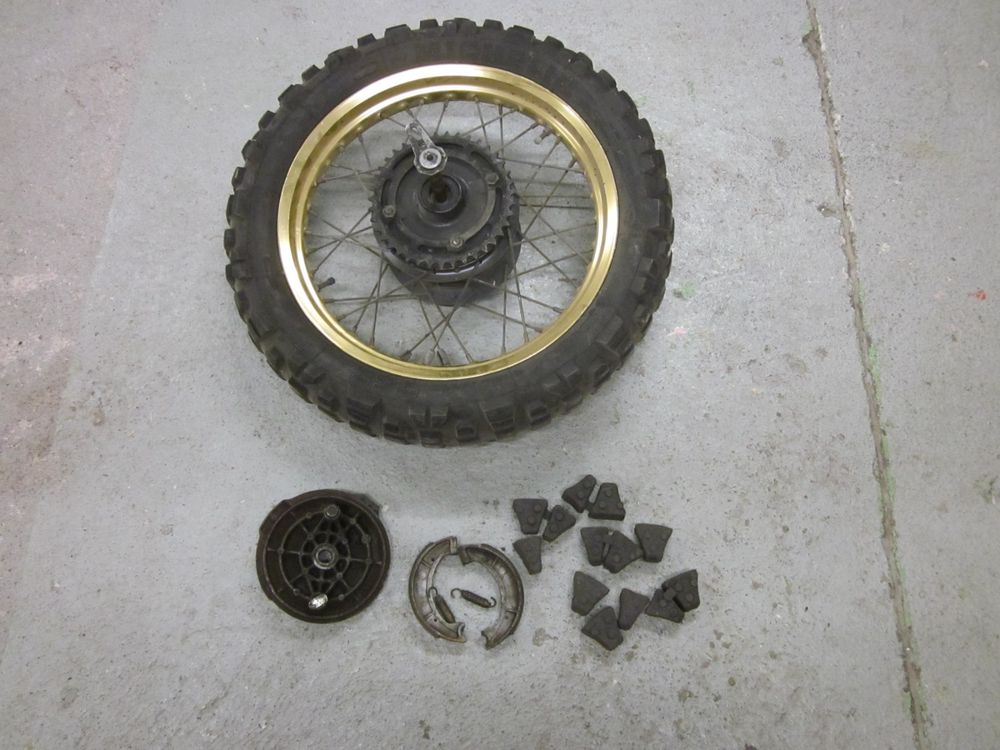 Cales pieds arrière Yamaha 600 XT - 43F